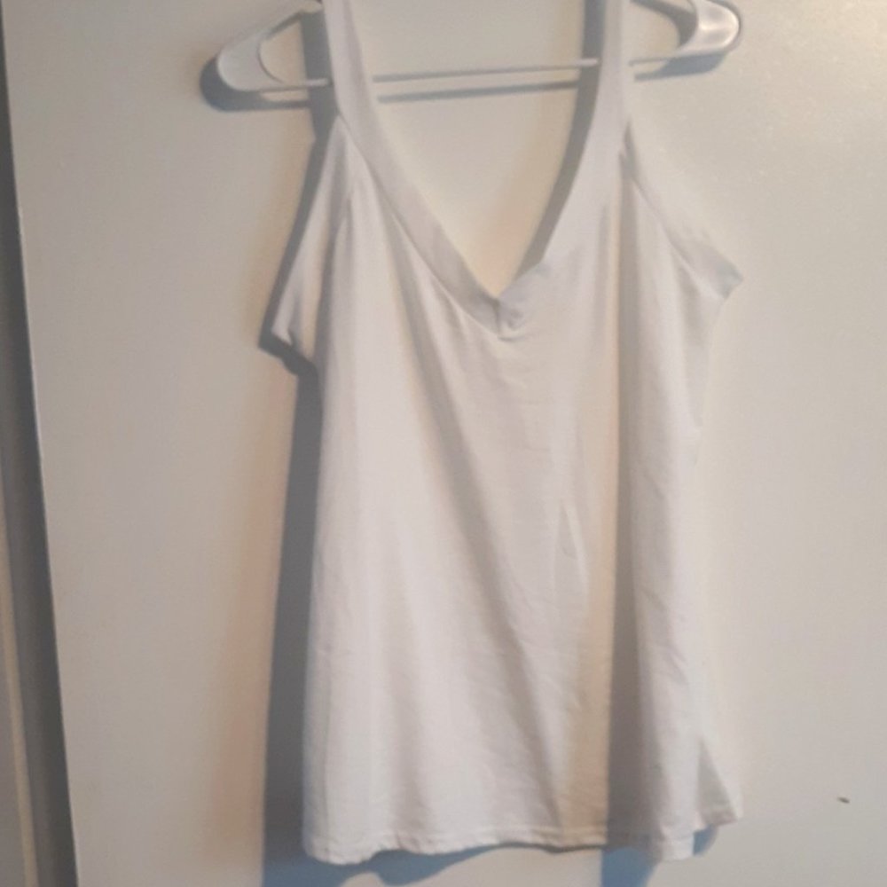 White Tank Top XL